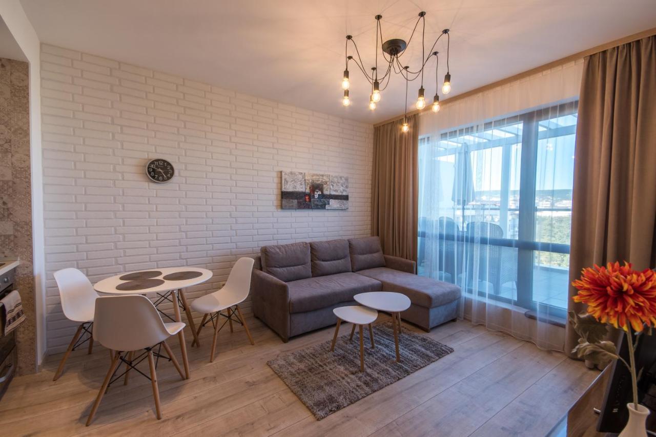 City Apartments Triumph Varna Exterior photo