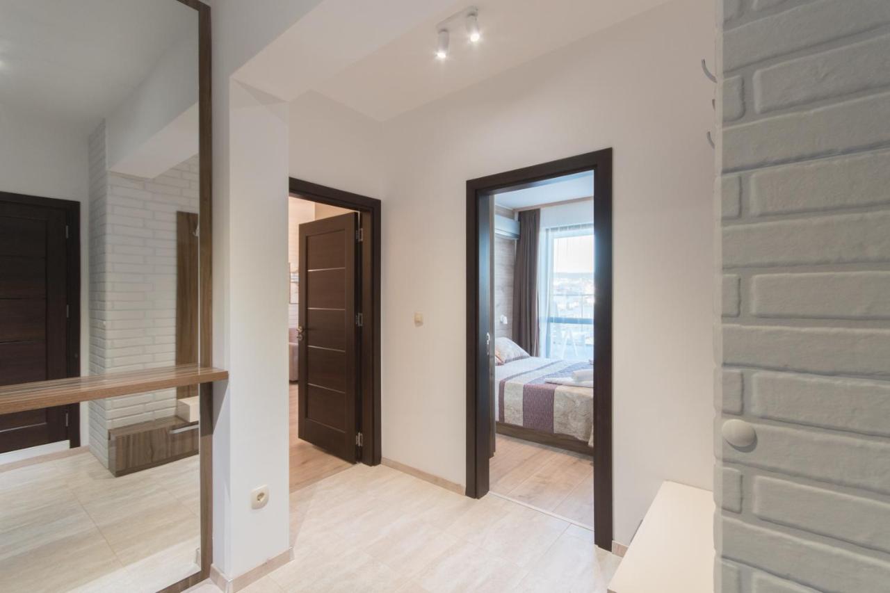 City Apartments Triumph Varna Exterior photo